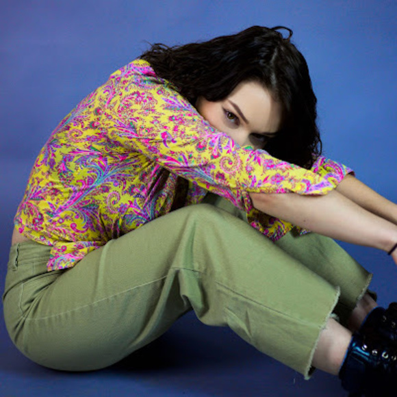 Meet your Posher, Skylar - Picture 1 of 1